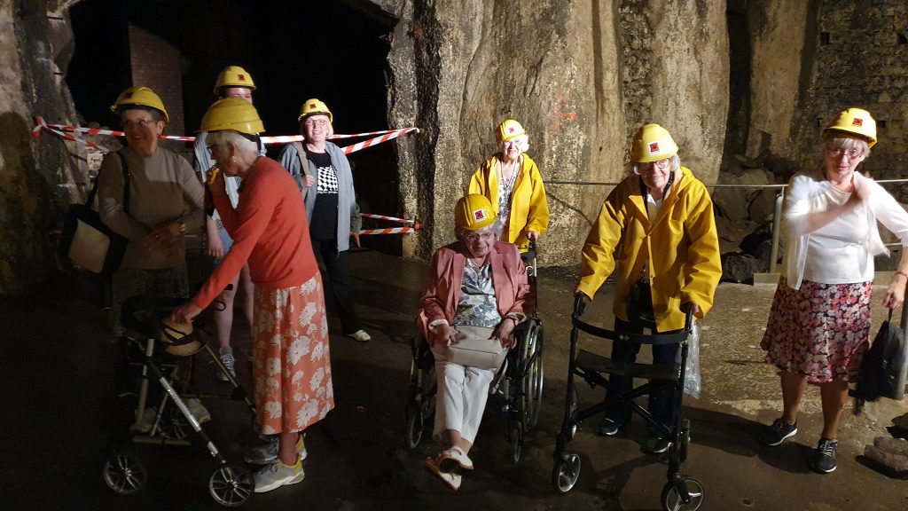 „Vierte Urlaub ohne Koffer-Aktion“ der Nachbarschaftshilfe ging zum Lava-Dome